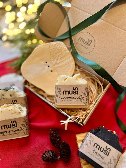 Mydelnička z dielne Keramika Svitek & Zlatomakové mydlo