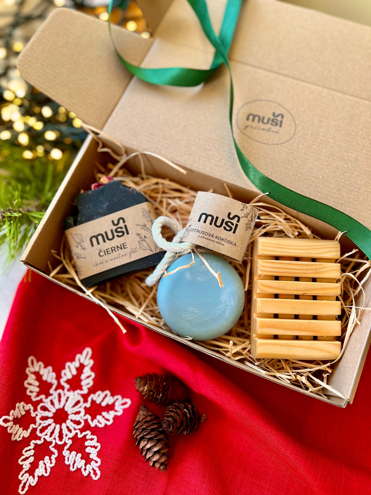 Čierne mydlo, Citrusová kokoska & drevená mydelnička