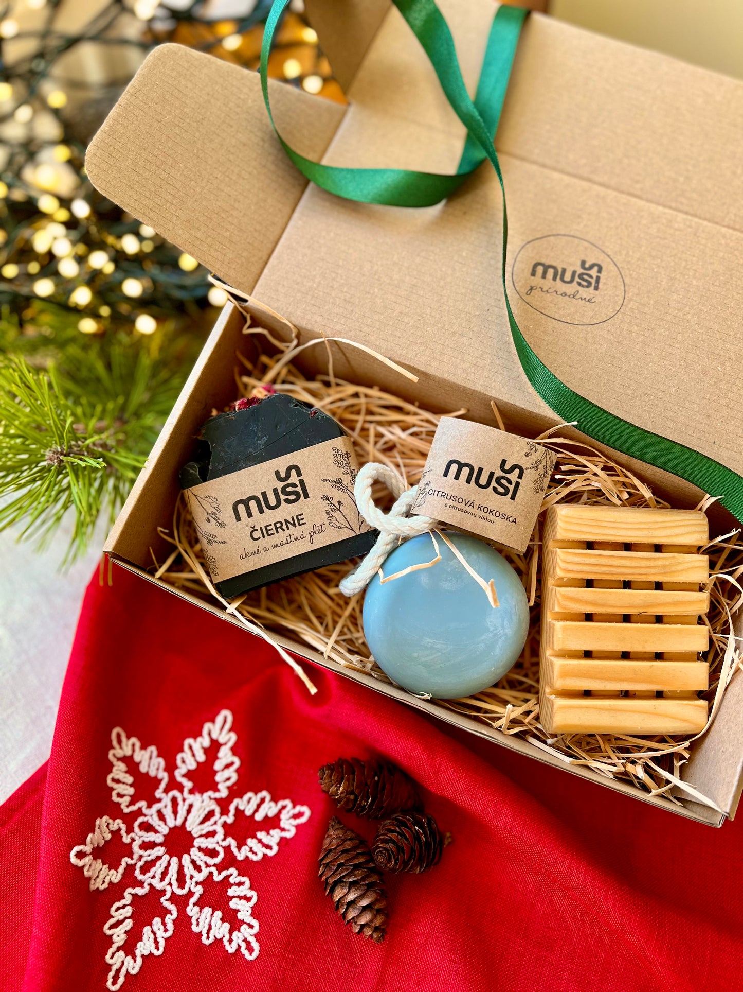 Čierne mydlo, Citrusová kokoska & drevená mydelnička