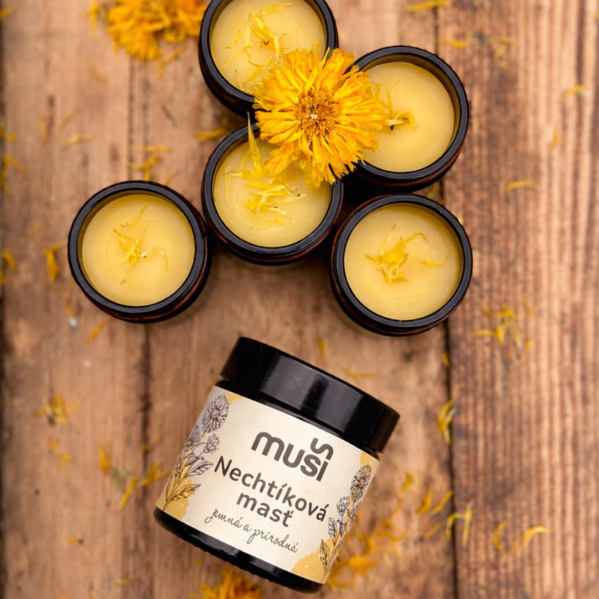 Prírodná nechtíková masť Muši – ručne vyrobená, hojivá, vhodná na citlivú a veľmi suchú pokožku
