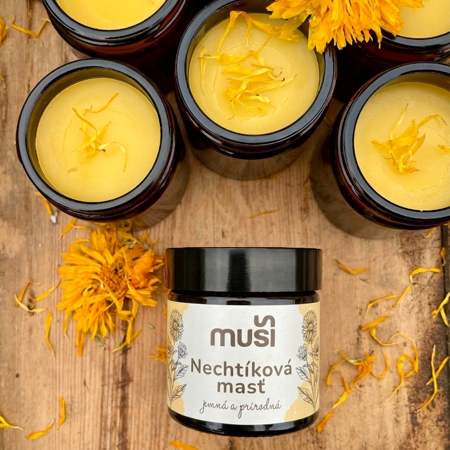 Prírodná nechtíková masť Muši – ručne vyrobená, hojivá, vhodná na citlivú a veľmi suchú pokožku
